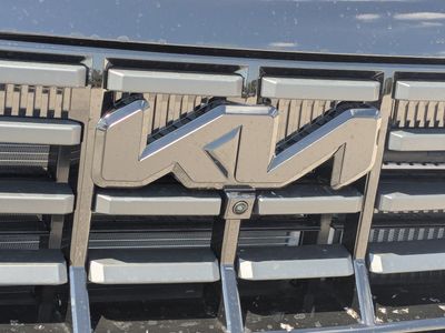 2027 Kia Telluride Hybrid - Photo 13