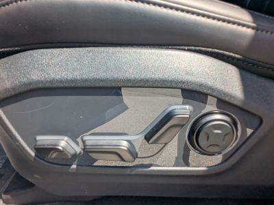2027 Kia Telluride Hybrid - Photo 26