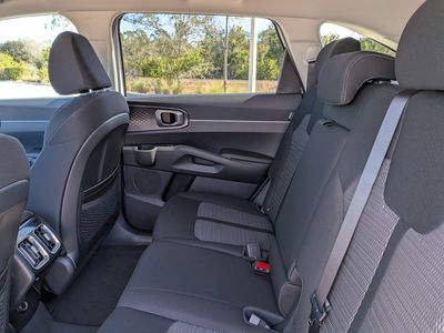 2026 Kia Sorento — photo 16 view