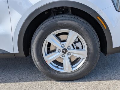 2026 Kia Sorento — photo 11 view