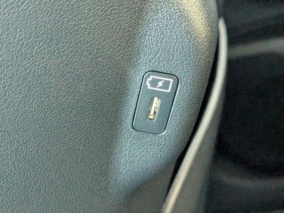 2027 Kia Telluride Hybrid - Photo 19