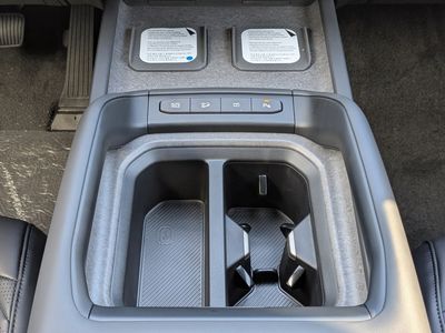 2027 Kia Telluride Hybrid - Photo 24