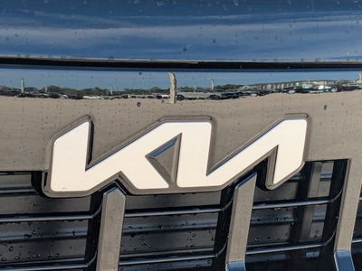 2027 Kia Telluride Hybrid - Photo 13