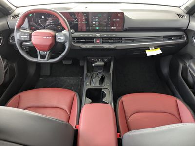 2025 Kia K4 - Photo 18