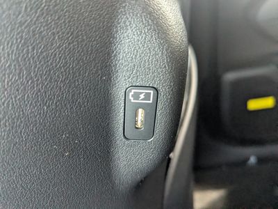 2027 Kia Telluride Hybrid - Photo 24