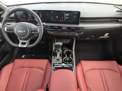 2026 Kia K5 — photo 16 view