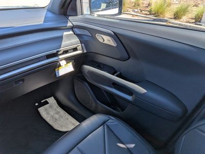 2027 Kia Telluride - Photo 21