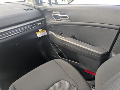 2026 Kia Sportage - Photo 18