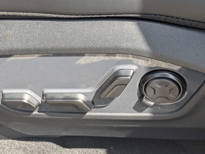 2027 Kia Telluride Hybrid - Photo 28