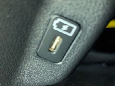 2027 Kia Telluride Hybrid - Photo 20