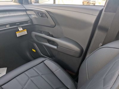 2027 Kia Telluride Hybrid - Photo 24