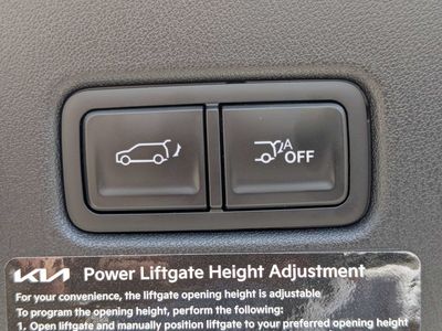 2027 Kia Telluride Hybrid - Photo 16