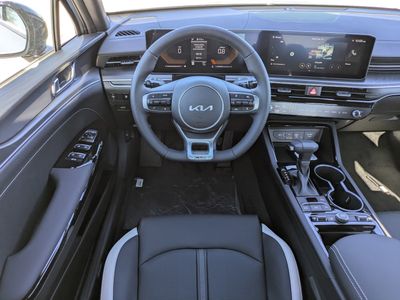 2026 Kia K5 — photo 17 view