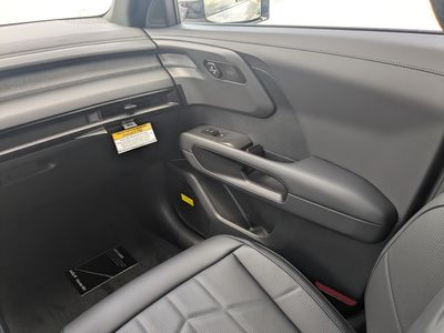 2027 Kia Telluride Hybrid - Photo 23