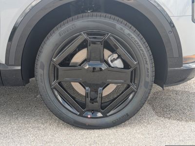 2027 Kia Telluride Hybrid - Photo 11