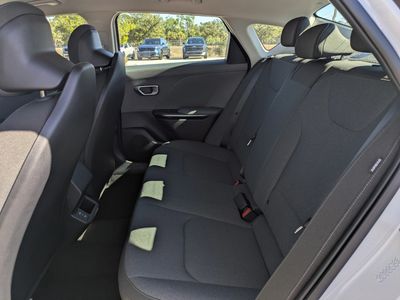 2025 Kia K4 - Photo 15