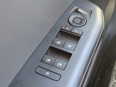 2025 Kia K4 - Photo 28