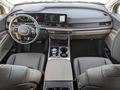 2026 Kia Carnival Hybrid — photo 18 view