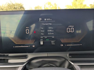 2026 Kia Carnival Hybrid — photo 32 view