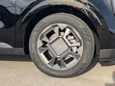 2026 Kia Carnival Hybrid — photo 13 view