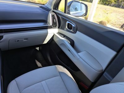 2026 Kia Sorento — photo 21 view