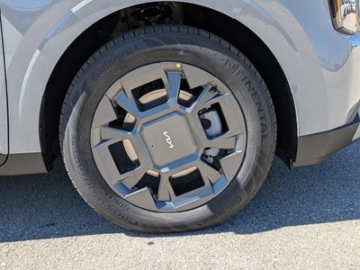 2026 Kia Carnival Hybrid - Photo 11