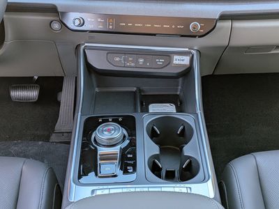 2026 Kia Carnival Hybrid - Photo 25