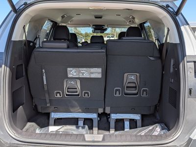 2026 Kia Carnival Hybrid - Photo 13