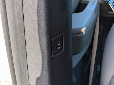 2026 Kia Carnival Hybrid - Photo 18