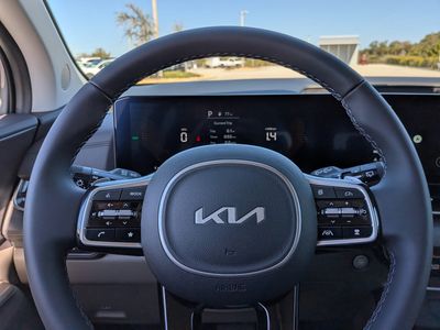 2026 Kia Carnival Hybrid - Photo 31
