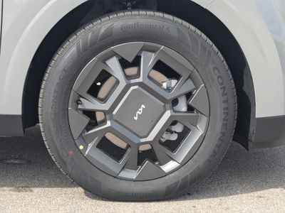 2026 Kia Carnival Hybrid — photo 11 view