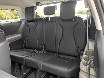 2026 Kia Carnival Hybrid — photo 16 view