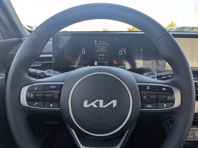 2026 Kia K5 — photo 29 view