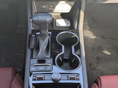 2026 Kia K5 — photo 17 view