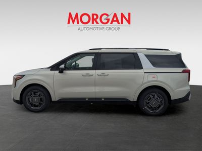 2026 Kia Carnival Hybrid — photo 8 view