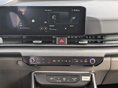2026 Kia Carnival Hybrid — photo 24 view