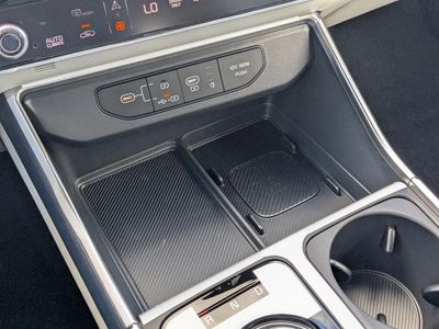 2026 Kia Carnival Hybrid - Photo 27