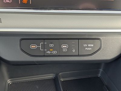 2026 Kia Carnival Hybrid - Photo 26