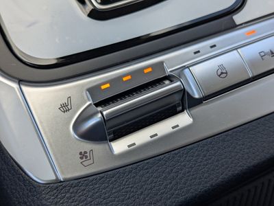 2026 Kia Carnival Hybrid - Photo 28