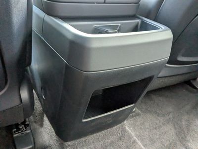 2027 Kia Telluride Hybrid - Photo 17