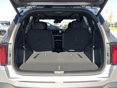 2026 Kia Sorento Hybrid - Photo 15