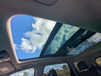 2026 Kia Sorento — photo 28 view