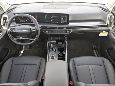 2026 Kia Sorento — photo 17 view