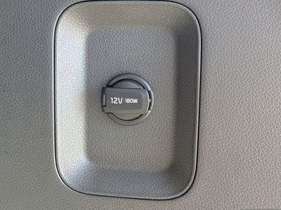 2026 Kia Carnival — photo 13 view