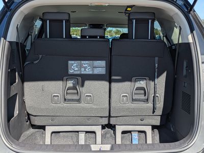 2026 Kia Carnival — photo 14 view