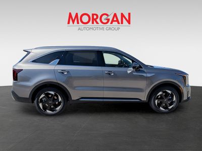 2026 Kia Sorento Hybrid - Photo 4
