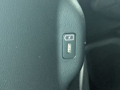 2027 Kia Telluride - Photo 23