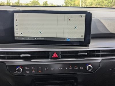 2026 Kia Sorento Hybrid - Photo 30