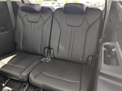 2026 Kia Sorento Hybrid - Photo 17