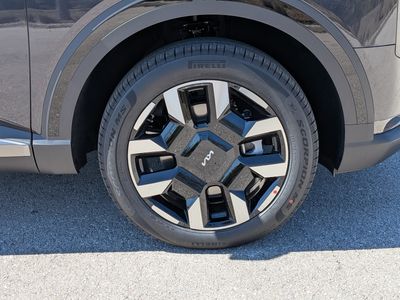 2027 Kia Telluride - Photo 11